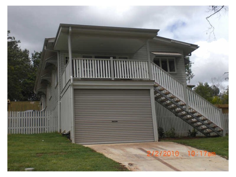 35 John Street, Bundamba QLD 4304