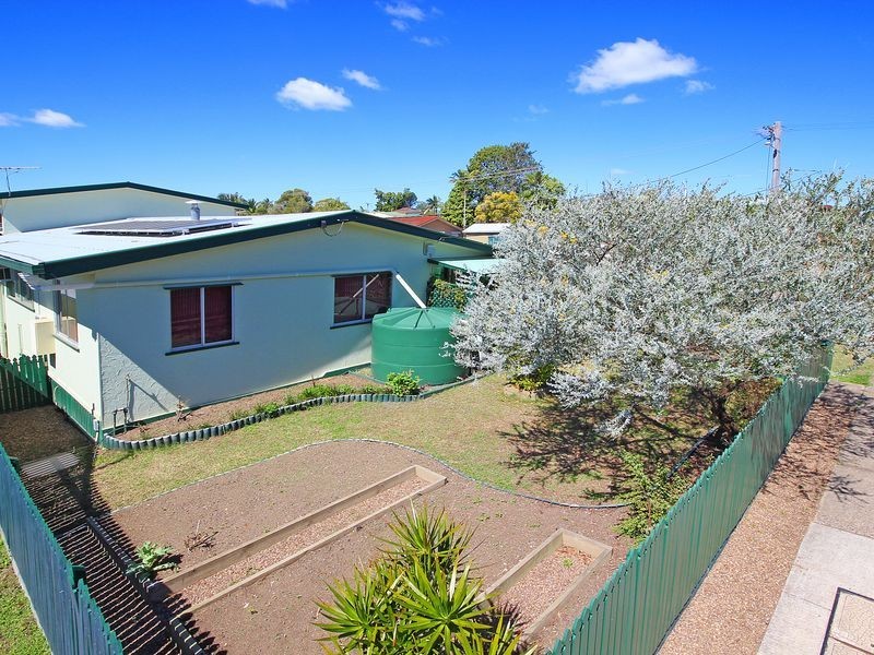 54 Grange Road, Eastern Heights QLD 4305