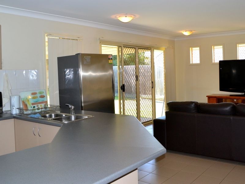3 Josh Court, Flinders View QLD 4305