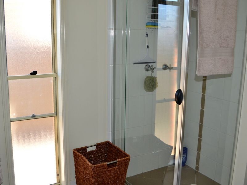 3 Josh Court, Flinders View QLD 4305