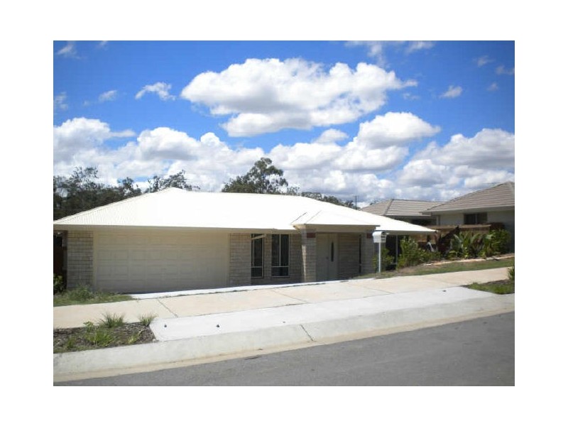 43 Eric Drive, Blackstone QLD 4304