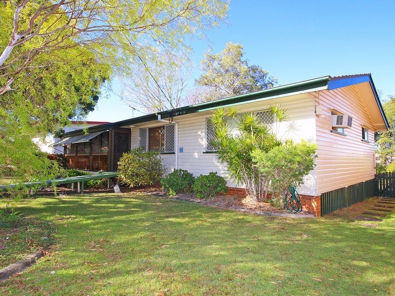 50 Lloyd George Street, Eastern Heights QLD 4305