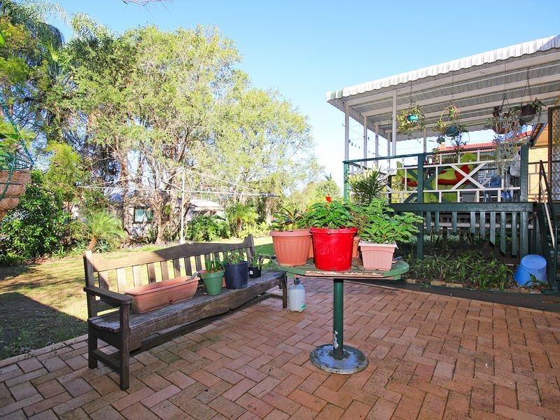 50 Lloyd George Street, Eastern Heights QLD 4305