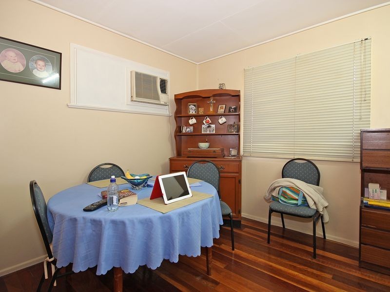 50 Lloyd George Street, Eastern Heights QLD 4305