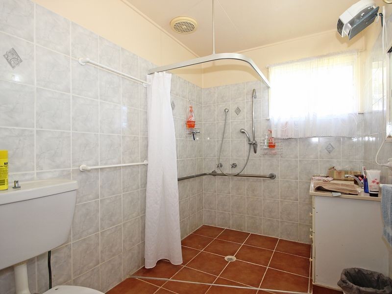 50 Lloyd George Street, Eastern Heights QLD 4305