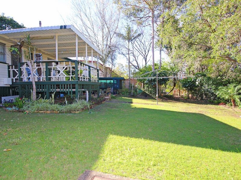 50 Lloyd George Street, Eastern Heights QLD 4305