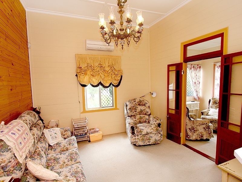 18 Waghorn Street, Woodend QLD 4305
