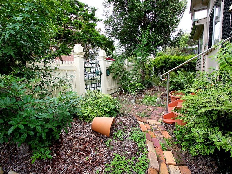 18 Waghorn Street, Woodend QLD 4305