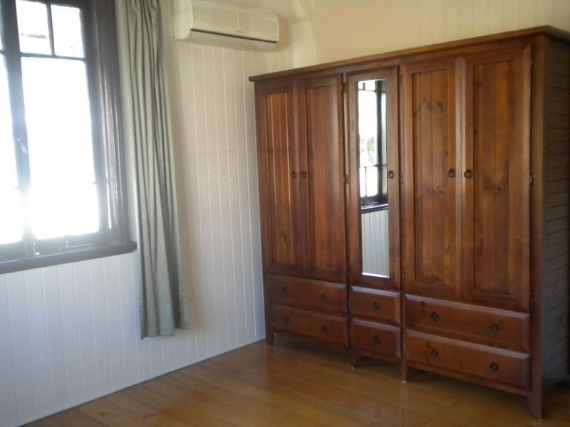 23 Frederick Street, Newtown QLD 4305