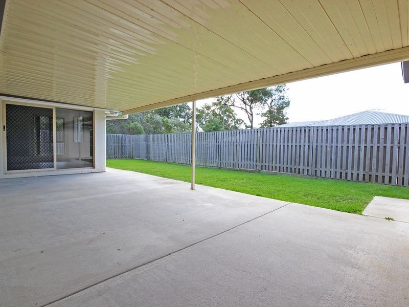 52 Eric Drive, Blackstone QLD 4304