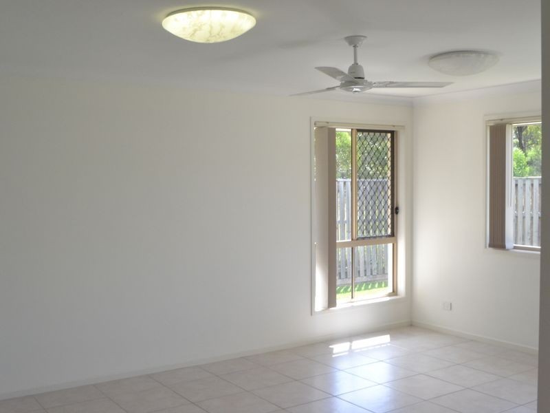 52 Eric Drive, Blackstone QLD 4304