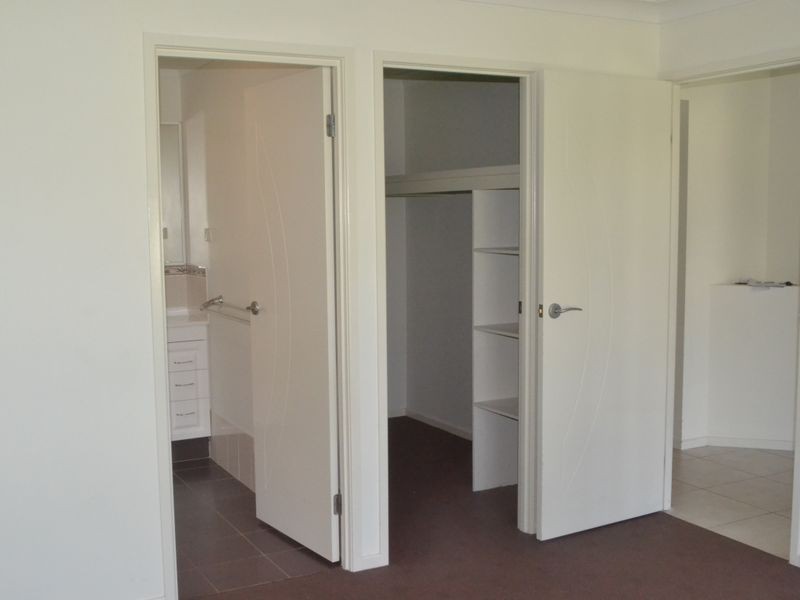 52 Eric Drive, Blackstone QLD 4304