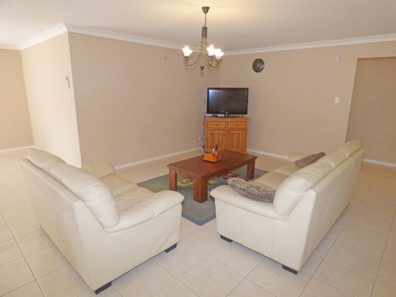 2 Bayley Road, Pine Mountain QLD 4306