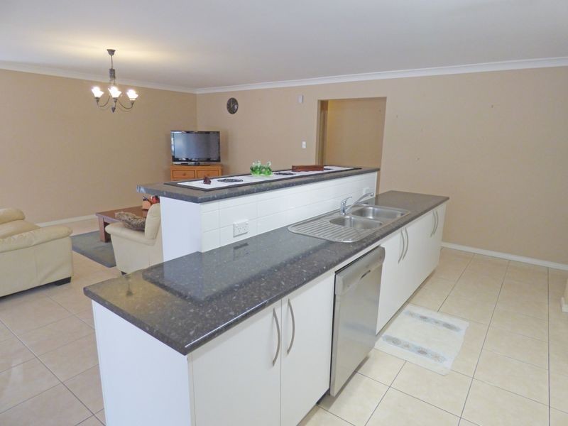 2 Bayley Road, Pine Mountain QLD 4306