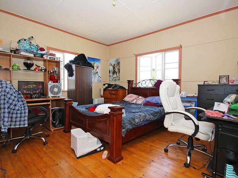 77 Stafford Street, Booval QLD 4304