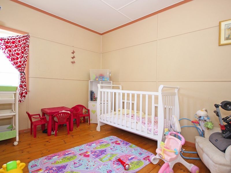 77 Stafford Street, Booval QLD 4304