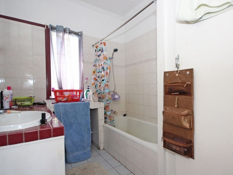 77 Stafford Street, Booval QLD 4304