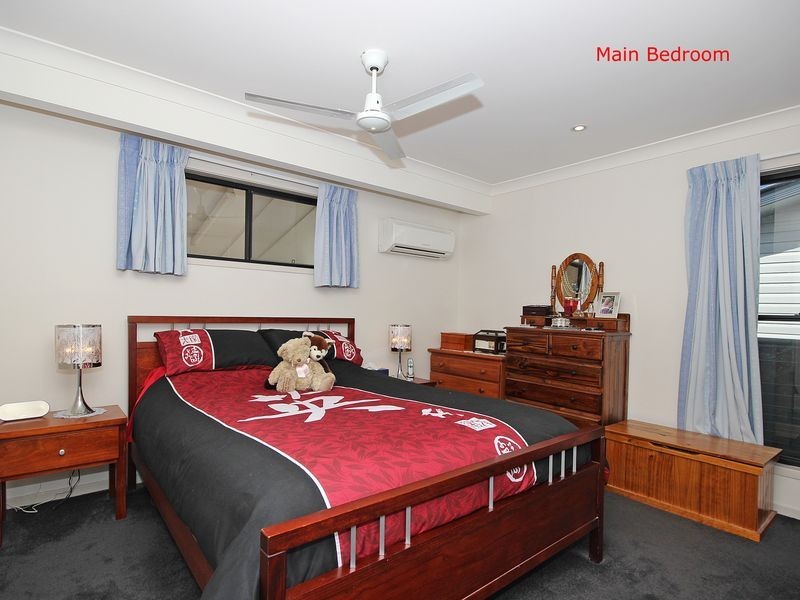 Moores Pocket QLD 4305