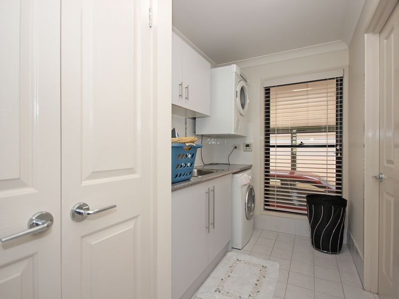 Moores Pocket QLD 4305