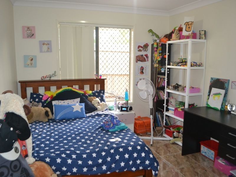 27 River Road, Bundamba QLD 4304