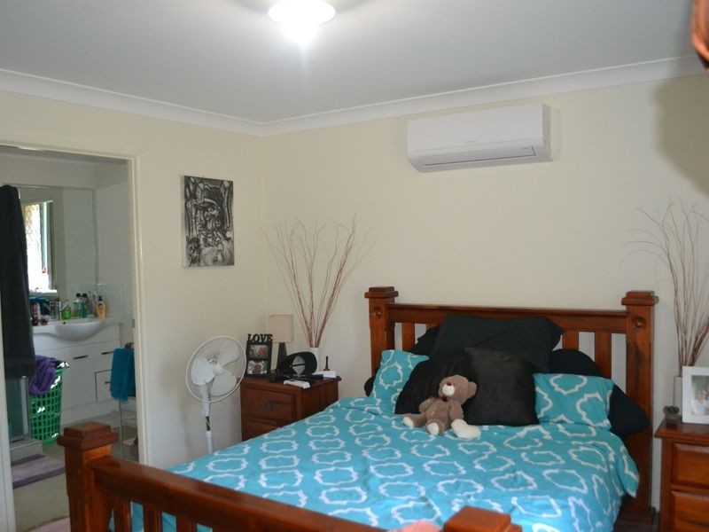 27 River Road, Bundamba QLD 4304