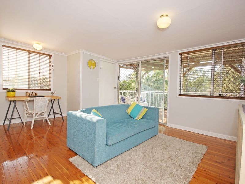 49 Ferrett Street, Sadliers Crossing QLD 4305