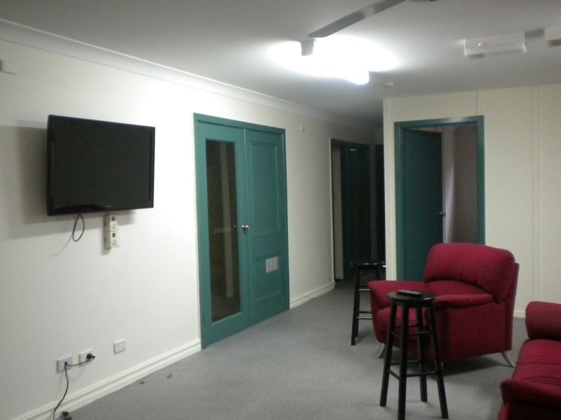 6 Milford Street, Ipswich QLD 4305
