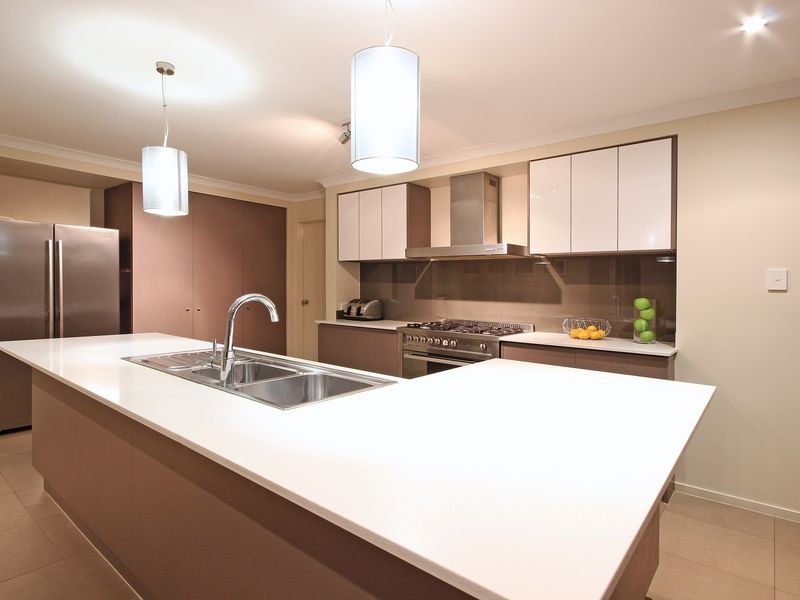 10 Merlot Place, Pine Mountain QLD 4306