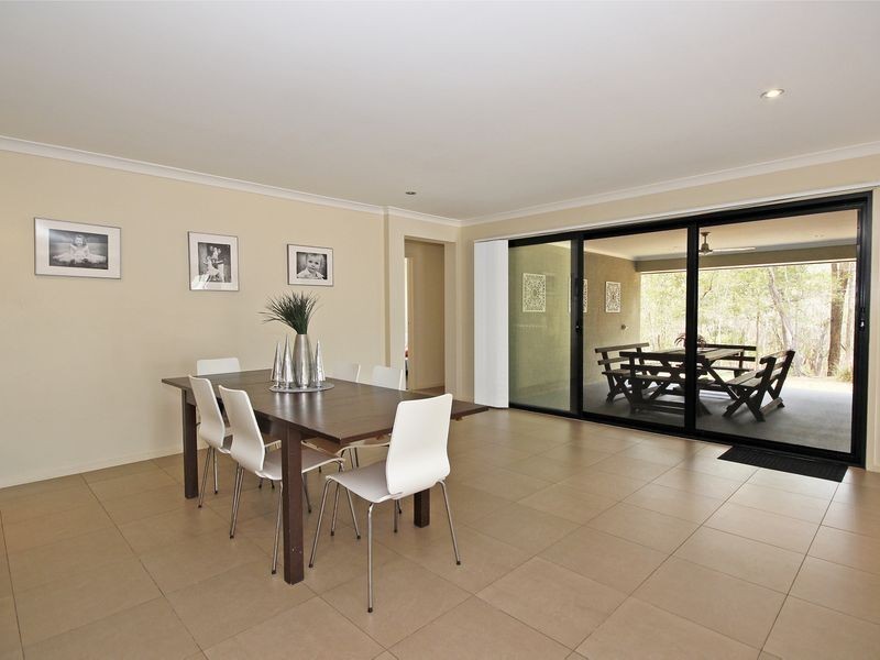 10 Merlot Place, Pine Mountain QLD 4306