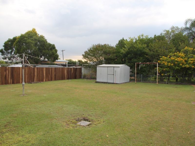 13 Rodney Street, Silkstone QLD 4304