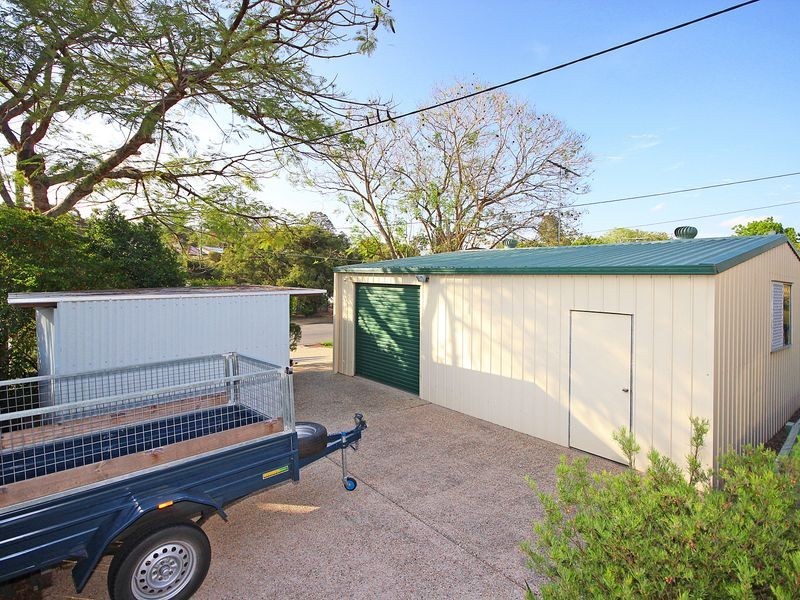 70 Darling Street West, West Ipswich QLD 4305