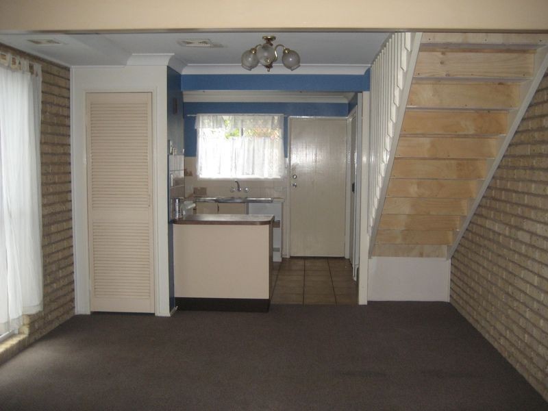 3/5 Duce Street, Bundamba QLD 4304