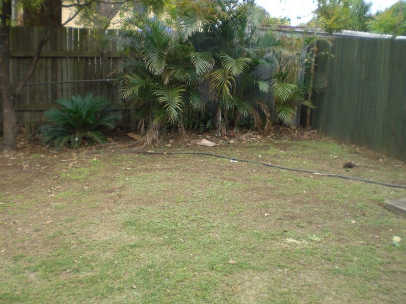 3/5 Duce Street, Bundamba QLD 4304