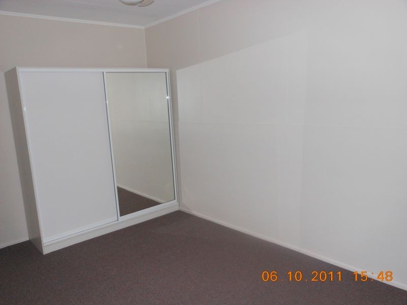 2/29 Merrell Street, Booval QLD 4304