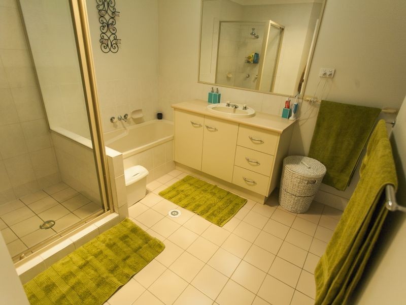 2/12 Collins Street, Brassall QLD 4305