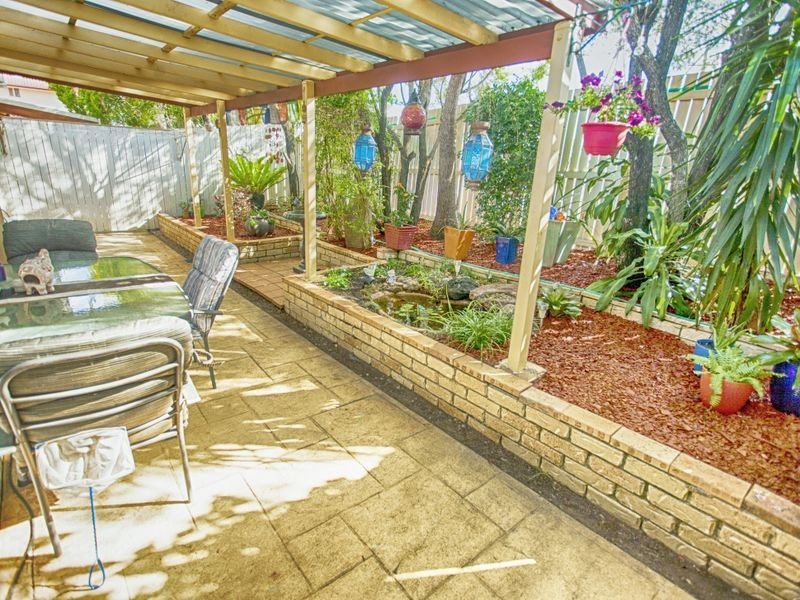 2/12 Collins Street, Brassall QLD 4305