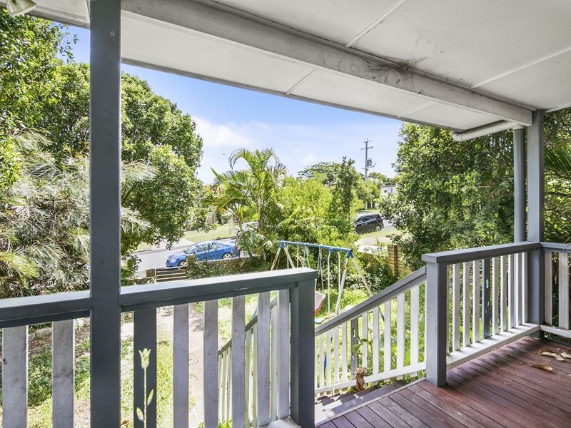4 Berry Street, Churchill QLD 4305