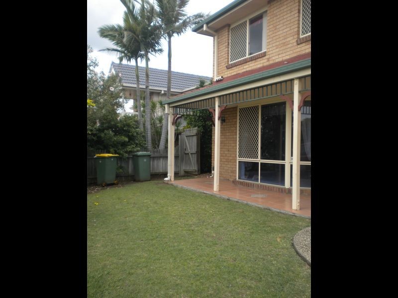 8 Michelle Court, Raceview QLD 4305
