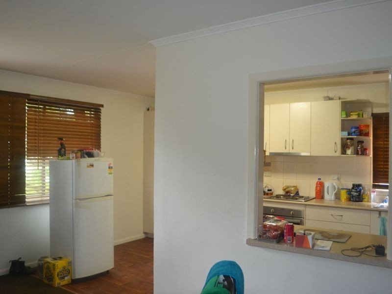 42 Videroni Street, Bundamba QLD 4304