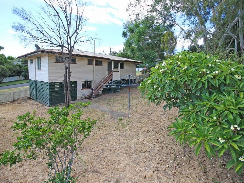 28 Coverack Street, Leichhardt QLD 4305