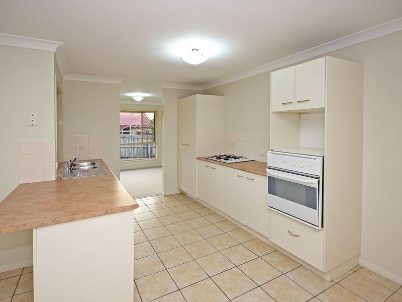 4 Arora Court, Flinders View QLD 4305