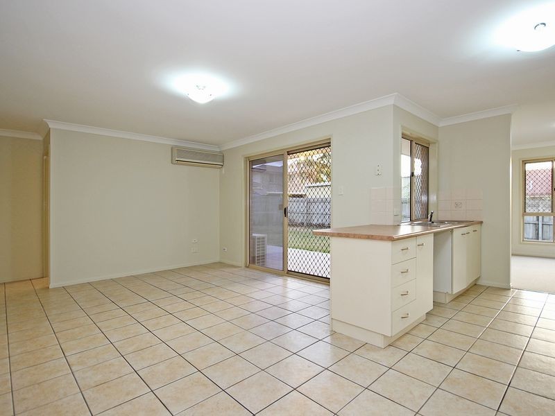 4 Arora Court, Flinders View QLD 4305