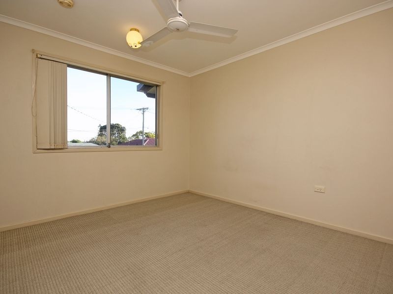 20 Morris Street, Silkstone QLD 4304