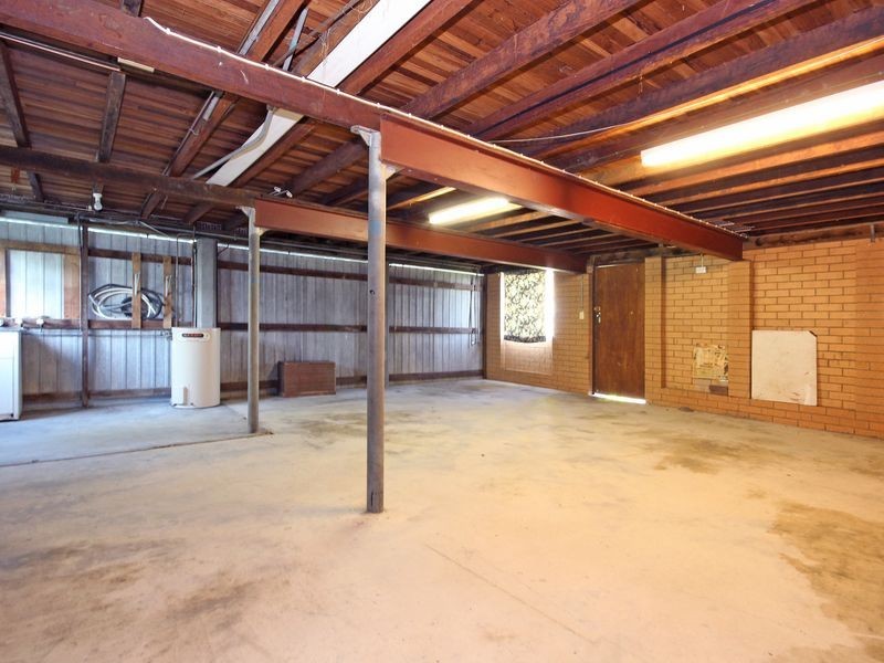 20 Morris Street, Silkstone QLD 4304