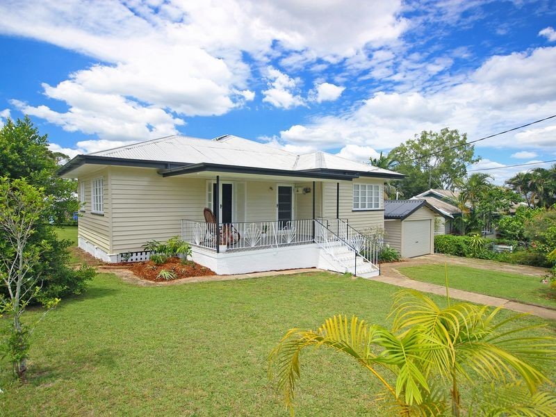 16 Jackes Street, Eastern Heights QLD 4305