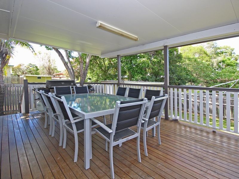 28 Maenporth Street, Leichhardt QLD 4305
