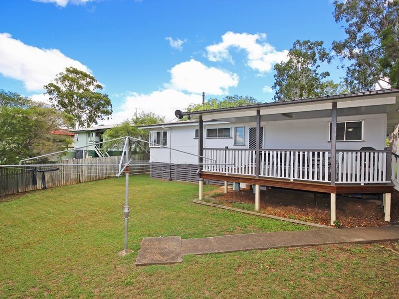 28 Maenporth Street, Leichhardt QLD 4305
