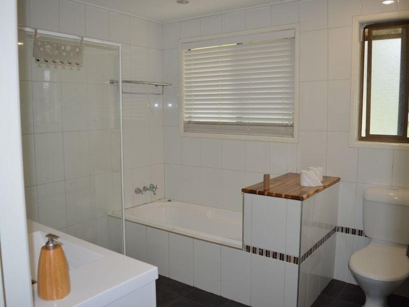 41 Tibbits Street, Bundamba QLD 4304