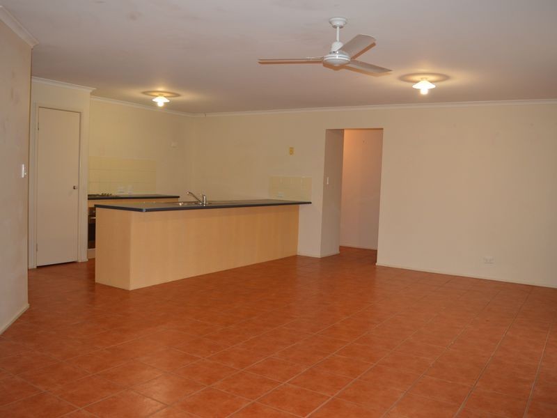 35 Walnut Drive, Brightview QLD 4311