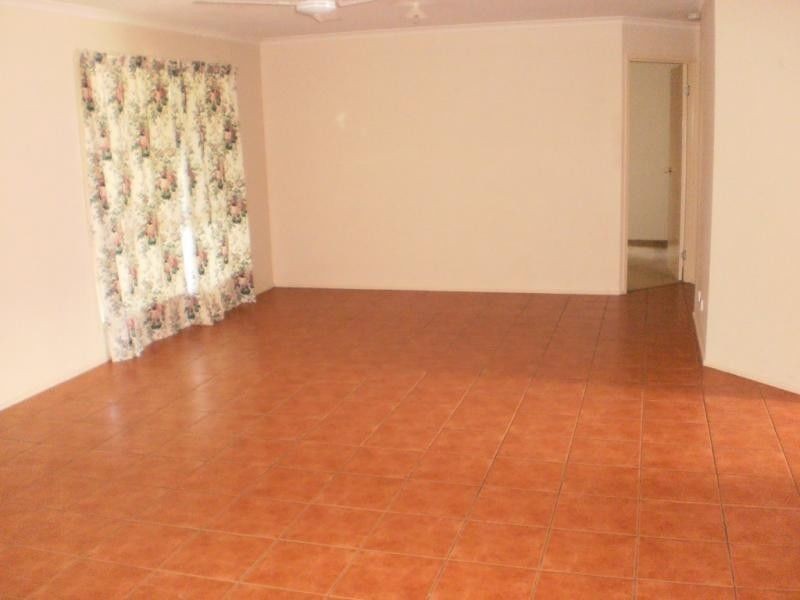 35 Walnut Drive, Brightview QLD 4311